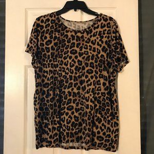 Leopard print tee